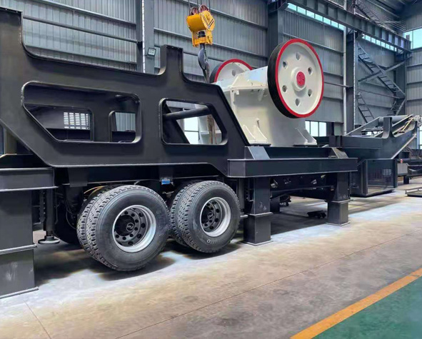 恒聯(lián)重工機械移動破碎機